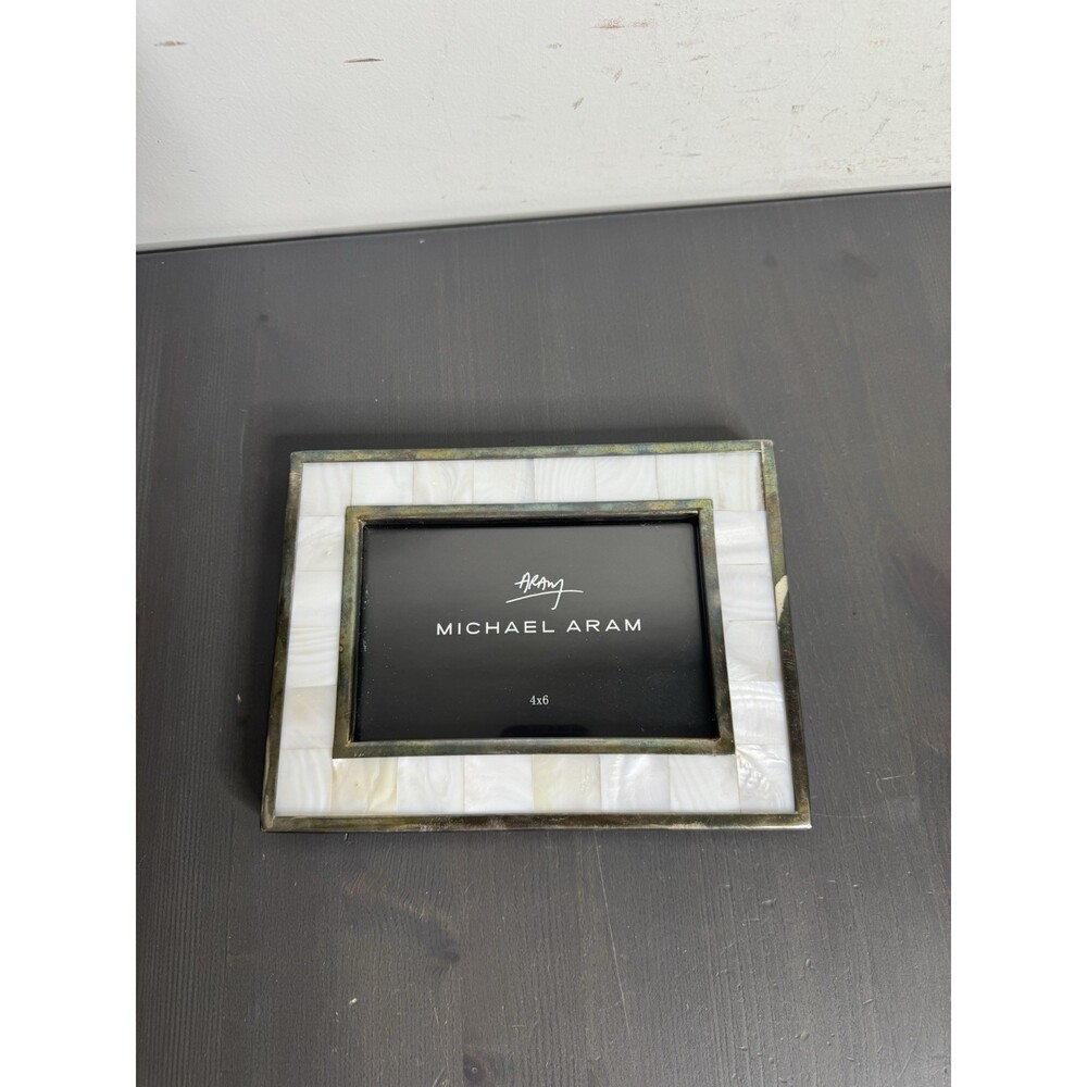 Michael Aram 4x6 Picture Frame Mother of Pearl Mosaic Silver Tone Metal - Picture 3 of 8